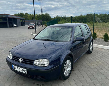 Синий Фольксваген Гольф, объемом двигателя 1.39 л и пробегом 242 тыс. км за 4200 $, фото 1 на Automoto.ua