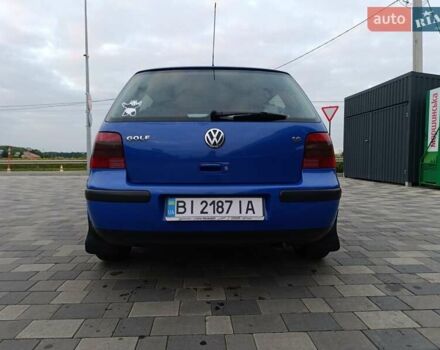 Синий Фольксваген Гольф, объемом двигателя 1.6 л и пробегом 312 тыс. км за 4500 $, фото 3 на Automoto.ua