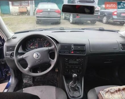 Синій Фольксваген Гольф, об'ємом двигуна 1.39 л та пробігом 171 тис. км за 4100 $, фото 5 на Automoto.ua