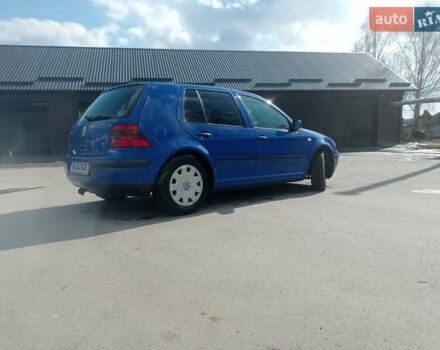 Синий Фольксваген Гольф, объемом двигателя 1.6 л и пробегом 380 тыс. км за 5548 $, фото 3 на Automoto.ua