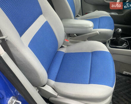 Синий Фольксваген Гольф, объемом двигателя 1.6 л и пробегом 226 тыс. км за 4800 $, фото 23 на Automoto.ua