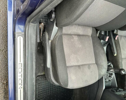 Синий Фольксваген Гольф, объемом двигателя 1.9 л и пробегом 337 тыс. км за 2850 $, фото 43 на Automoto.ua