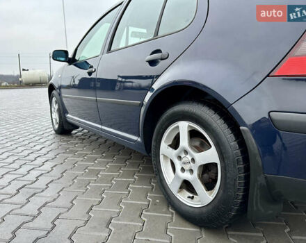 Синий Фольксваген Гольф, объемом двигателя 1.39 л и пробегом 210 тыс. км за 4000 $, фото 11 на Automoto.ua