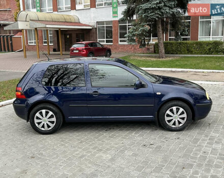 Синий Фольксваген Гольф, объемом двигателя 1.39 л и пробегом 233 тыс. км за 3850 $, фото 31 на Automoto.ua