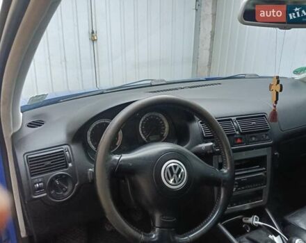 Синій Фольксваген Гольф, об'ємом двигуна 1.6 л та пробігом 270 тис. км за 5300 $, фото 3 на Automoto.ua