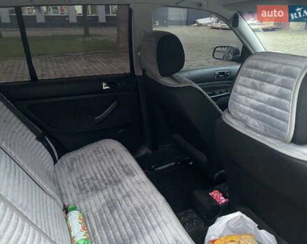 Синій Фольксваген Гольф, об'ємом двигуна 1.6 л та пробігом 226 тис. км за 4500 $, фото 8 на Automoto.ua