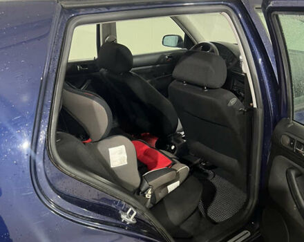 Синій Фольксваген Гольф, об'ємом двигуна 1.39 л та пробігом 169 тис. км за 4000 $, фото 6 на Automoto.ua