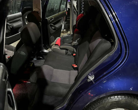 Синій Фольксваген Гольф, об'ємом двигуна 1.39 л та пробігом 169 тис. км за 4000 $, фото 75 на Automoto.ua