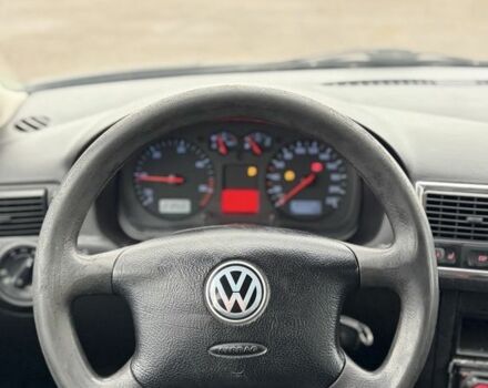 Синий Фольксваген Гольф, объемом двигателя 1.9 л и пробегом 300 тыс. км за 1900 $, фото 13 на Automoto.ua