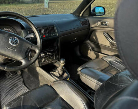 Синий Фольксваген Гольф, объемом двигателя 1.6 л и пробегом 224 тыс. км за 5500 $, фото 12 на Automoto.ua