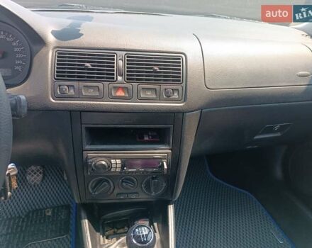 Синій Фольксваген Гольф, об'ємом двигуна 1.6 л та пробігом 182 тис. км за 4350 $, фото 12 на Automoto.ua