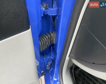 Синий Фольксваген Гольф, объемом двигателя 1.6 л и пробегом 226 тыс. км за 4800 $, фото 13 на Automoto.ua