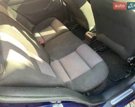 Синий Фольксваген Гольф, объемом двигателя 1.39 л и пробегом 156 тыс. км за 5500 $, фото 2 на Automoto.ua