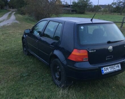 Синий Фольксваген Гольф, объемом двигателя 1.6 л и пробегом 363 тыс. км за 3500 $, фото 5 на Automoto.ua