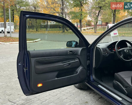 Синий Фольксваген Гольф, объемом двигателя 1.39 л и пробегом 233 тыс. км за 3850 $, фото 39 на Automoto.ua