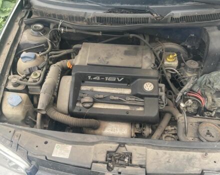 Синий Фольксваген Гольф, объемом двигателя 1.4 л и пробегом 200 тыс. км за 712 $, фото 7 на Automoto.ua