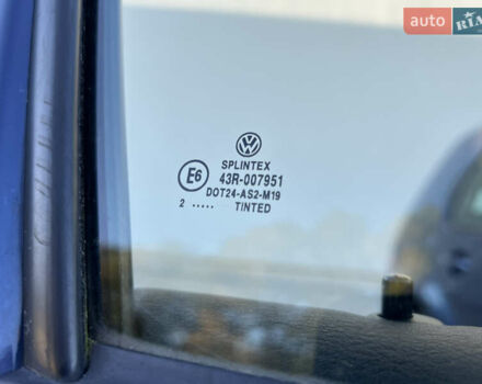 Синий Фольксваген Гольф, объемом двигателя 1.6 л и пробегом 284 тыс. км за 5350 $, фото 31 на Automoto.ua