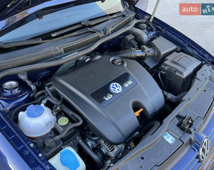 Синий Фольксваген Гольф, объемом двигателя 1.6 л и пробегом 284 тыс. км за 5350 $, фото 112 на Automoto.ua