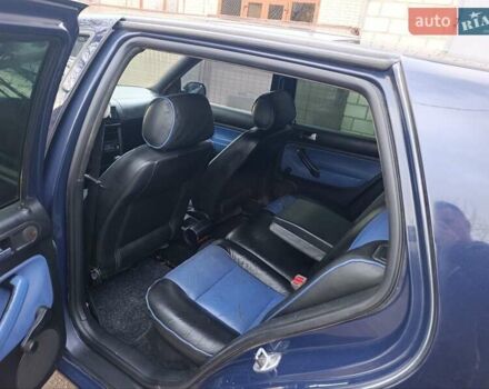 Синий Фольксваген Гольф, объемом двигателя 1.4 л и пробегом 350 тыс. км за 2950 $, фото 5 на Automoto.ua