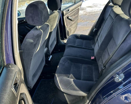 Синий Фольксваген Гольф, объемом двигателя 1.6 л и пробегом 256 тыс. км за 4499 $, фото 35 на Automoto.ua