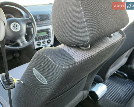 Синий Фольксваген Гольф, объемом двигателя 1.6 л и пробегом 284 тыс. км за 5350 $, фото 57 на Automoto.ua