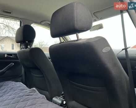 Синій Фольксваген Гольф, об'ємом двигуна 1.6 л та пробігом 315 тис. км за 3850 $, фото 32 на Automoto.ua