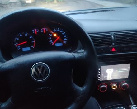 Синий Фольксваген Гольф, объемом двигателя 1.4 л и пробегом 320 тыс. км за 3000 $, фото 7 на Automoto.ua