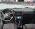 Синий Фольксваген Гольф, объемом двигателя 1.6 л и пробегом 207 тыс. км за 4450 $, фото 12 на Automoto.ua