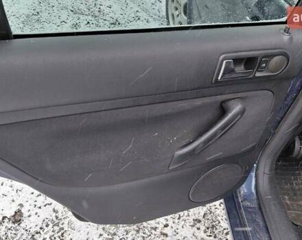 Синий Фольксваген Гольф, объемом двигателя 1.6 л и пробегом 259 тыс. км за 4000 $, фото 28 на Automoto.ua