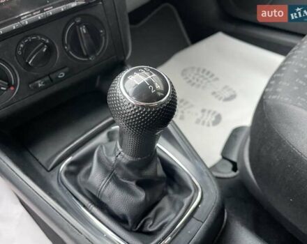 Синий Фольксваген Гольф, объемом двигателя 1.39 л и пробегом 220 тыс. км за 5150 $, фото 17 на Automoto.ua