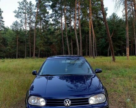 Синий Фольксваген Гольф, объемом двигателя 1.6 л и пробегом 308 тыс. км за 4400 $, фото 3 на Automoto.ua