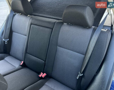 Синий Фольксваген Гольф, объемом двигателя 1.6 л и пробегом 284 тыс. км за 5350 $, фото 55 на Automoto.ua