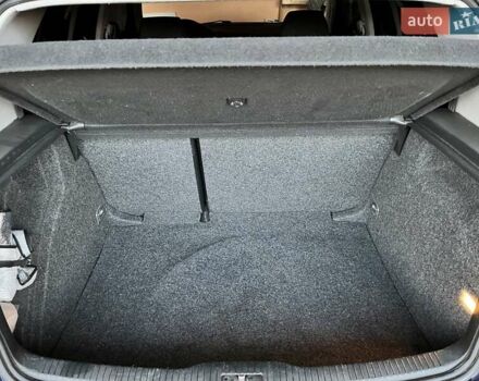 Синий Фольксваген Гольф, объемом двигателя 1.6 л и пробегом 188 тыс. км за 4850 $, фото 11 на Automoto.ua