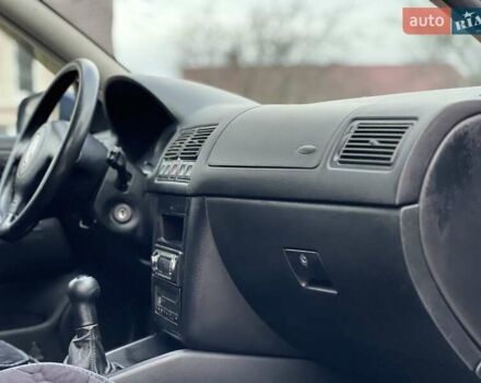 Синій Фольксваген Гольф, об'ємом двигуна 1.6 л та пробігом 315 тис. км за 3850 $, фото 35 на Automoto.ua