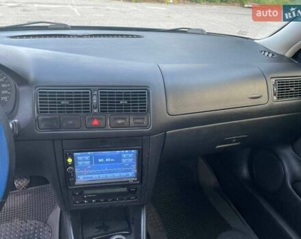 Синій Фольксваген Гольф, об'ємом двигуна 1.39 л та пробігом 270 тис. км за 4450 $, фото 7 на Automoto.ua