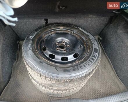 Синий Фольксваген Гольф, объемом двигателя 1.4 л и пробегом 350 тыс. км за 2950 $, фото 6 на Automoto.ua