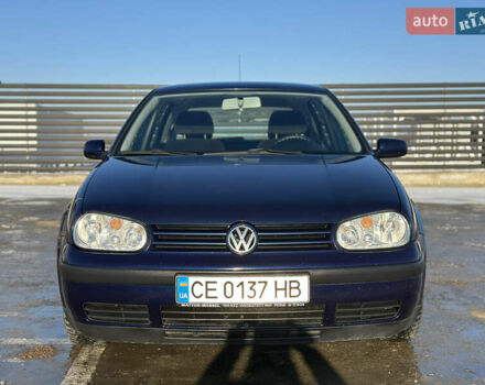 Синий Фольксваген Гольф, объемом двигателя 1.6 л и пробегом 256 тыс. км за 4499 $, фото 3 на Automoto.ua