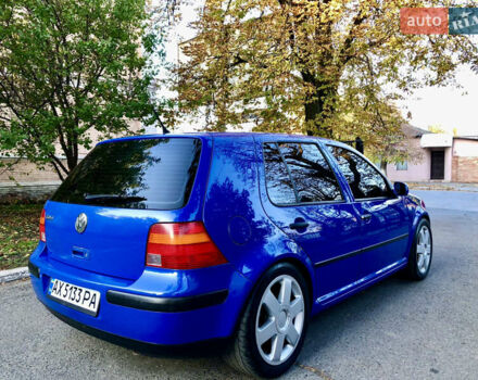 Синий Фольксваген Гольф, объемом двигателя 1.39 л и пробегом 274 тыс. км за 3850 $, фото 2 на Automoto.ua