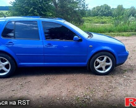 Синий Фольксваген Гольф, объемом двигателя 1.6 л и пробегом 238 тыс. км за 5000 $, фото 1 на Automoto.ua