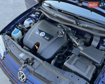 Синий Фольксваген Гольф, объемом двигателя 1.6 л и пробегом 284 тыс. км за 5350 $, фото 113 на Automoto.ua