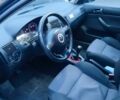 Синій Фольксваген Гольф, об'ємом двигуна 1.6 л та пробігом 225 тис. км за 4700 $, фото 6 на Automoto.ua