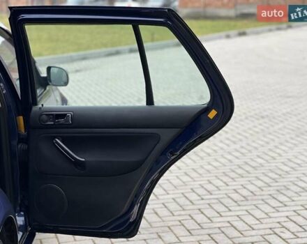 Синій Фольксваген Гольф, об'ємом двигуна 1.6 л та пробігом 315 тис. км за 3850 $, фото 33 на Automoto.ua