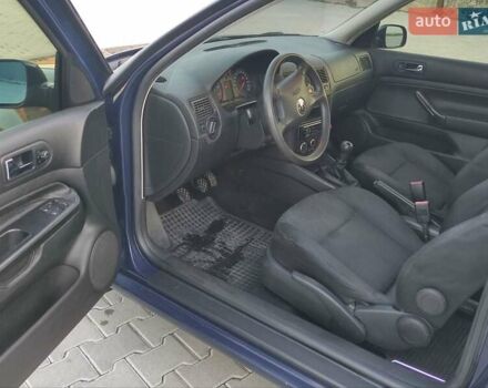 Синій Фольксваген Гольф, об'ємом двигуна 1.6 л та пробігом 196 тис. км за 3199 $, фото 17 на Automoto.ua