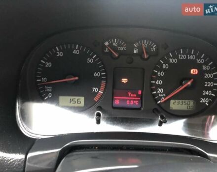 Синий Фольксваген Гольф, объемом двигателя 1.6 л и пробегом 233 тыс. км за 4550 $, фото 13 на Automoto.ua