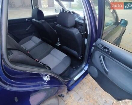 Синий Фольксваген Гольф, объемом двигателя 1.6 л и пробегом 190 тыс. км за 4390 $, фото 36 на Automoto.ua