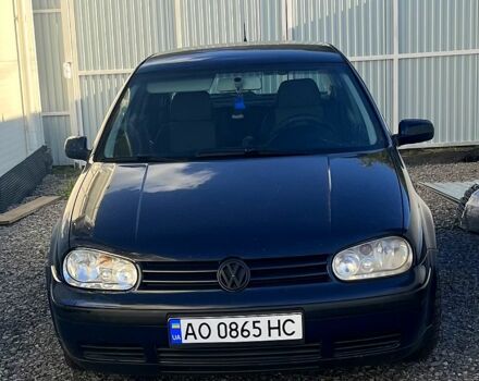 Синий Фольксваген Гольф, объемом двигателя 1.4 л и пробегом 327 тыс. км за 3500 $, фото 2 на Automoto.ua