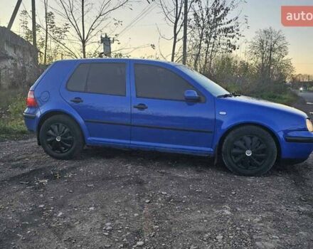 Синий Фольксваген Гольф, объемом двигателя 1.39 л и пробегом 235 тыс. км за 3200 $, фото 6 на Automoto.ua