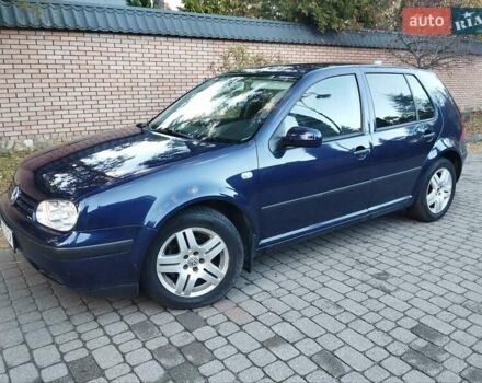 Синий Фольксваген Гольф, объемом двигателя 1.6 л и пробегом 190 тыс. км за 4390 $, фото 5 на Automoto.ua