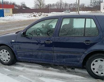 Синий Фольксваген Гольф, объемом двигателя 1.39 л и пробегом 190 тыс. км за 4500 $, фото 5 на Automoto.ua