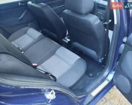 Синий Фольксваген Гольф, объемом двигателя 1.6 л и пробегом 190 тыс. км за 4390 $, фото 25 на Automoto.ua